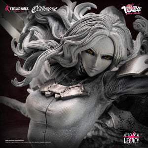 Claymore: Teresa vs. Priscilla 10th anniversary edition statue