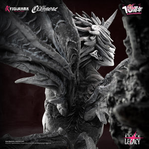 Claymore: Teresa vs. Priscilla 10th anniversary edition statue