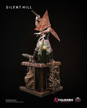Silent Hill: Red Pyramid Thing vs James Sunderland Statue